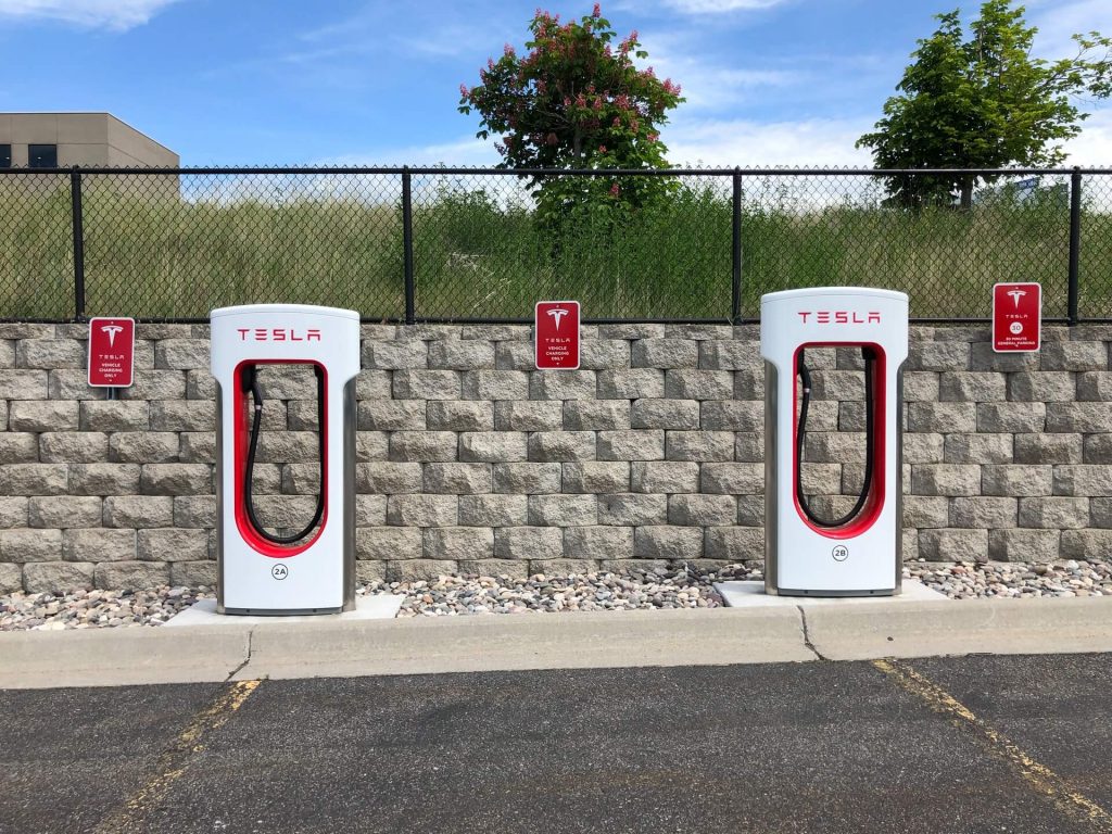 Picture or a Tesla Supercharge Station