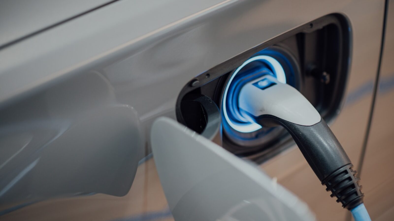 Tesla Ends FSD Purchases Forever: What the Subscription-Only Model Means for Your Wallet