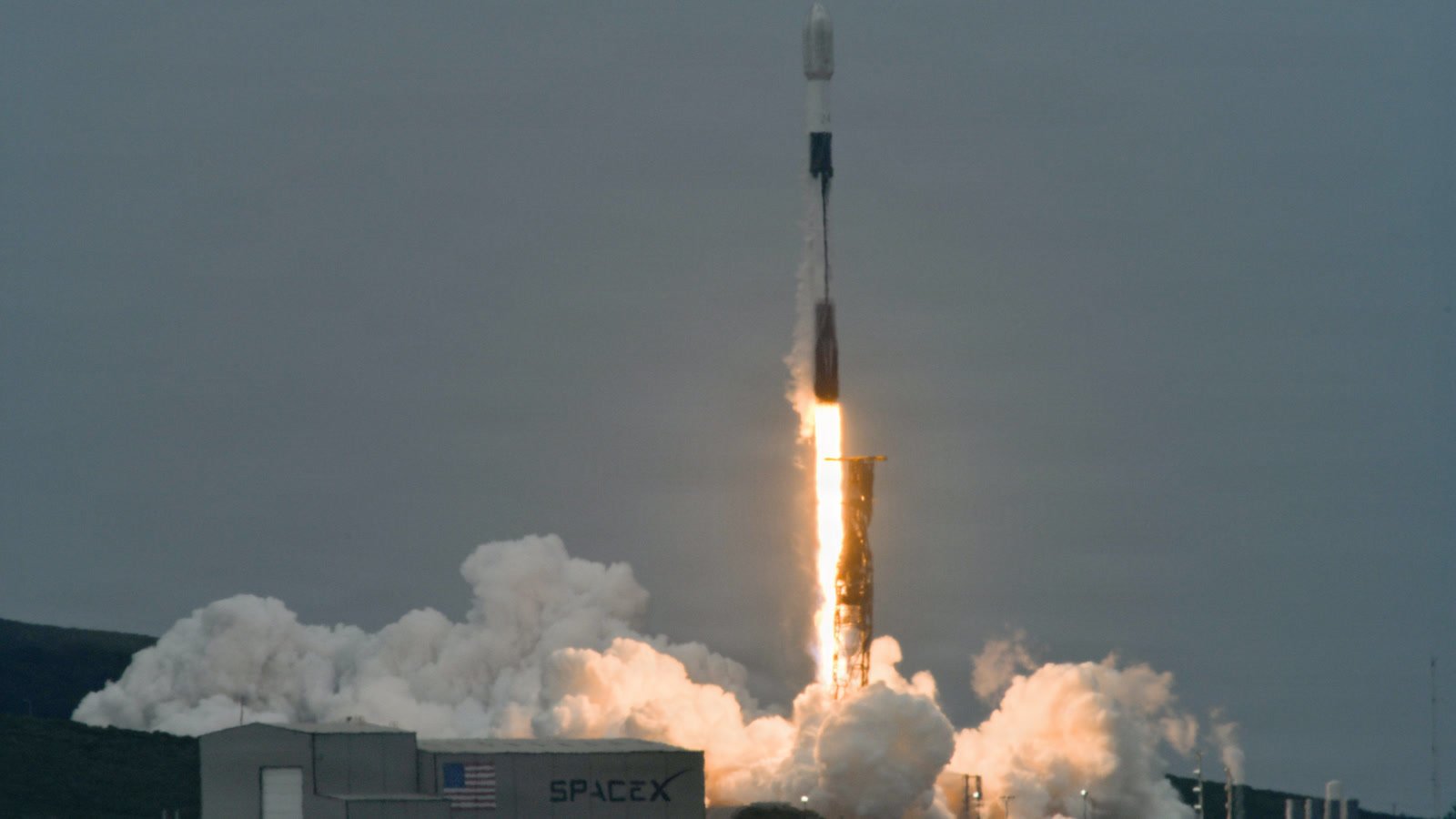 SpaceX Targets a Sunset Falcon 9 Launch Over California Tonight, and the Sky Could Glow