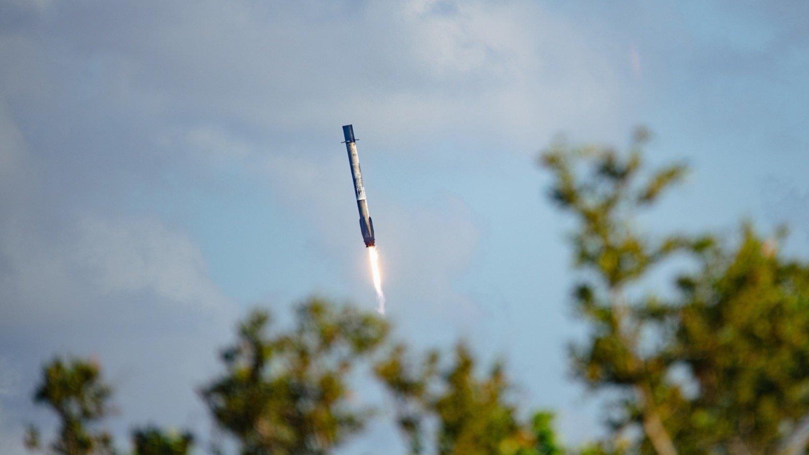 SpaceX Launches Globalstar’s Delayed Satellite Mission—and Brings Falcon 9 Home