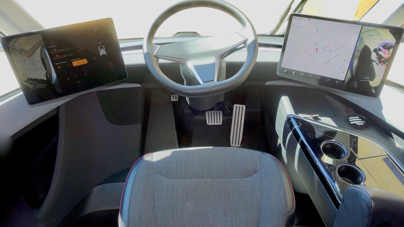 Tesla Admits Its Original Semi Windows Were Wrong—and Cuts 1,000 Pounds From the Production Truck