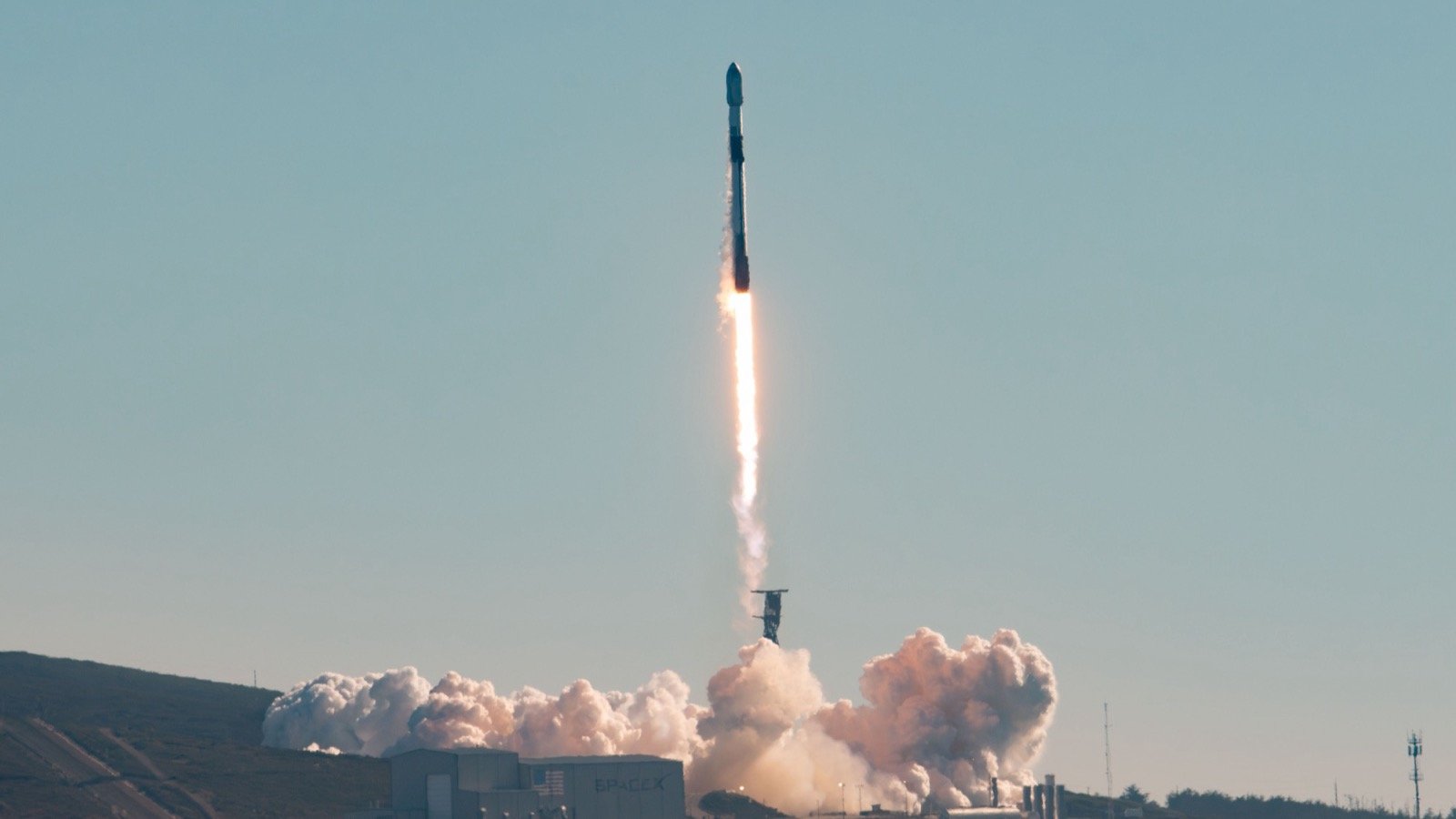 SpaceX Launches 21 Military Data Satellites, Expands SDA Network to 84