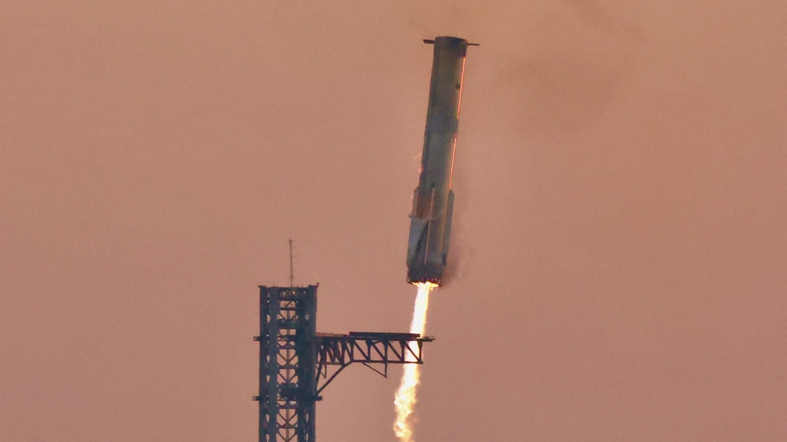 SpaceX Targets First Starship Catch in 4-6 Weeks, Musk Says